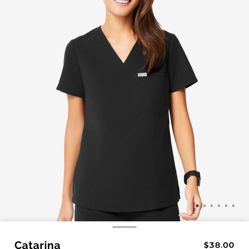 Figs scrub top